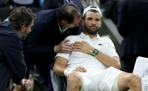 Srceparajuće scene na Wimbledonu: Dimitrov bio na korak do senzacije, pa u suzama predao meč Sinneru