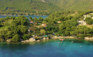 Mještani sela na Pelješcu upozorili turiste: "Dragi gosti, izbjegavajte ovu trgovinu – preskupo je"