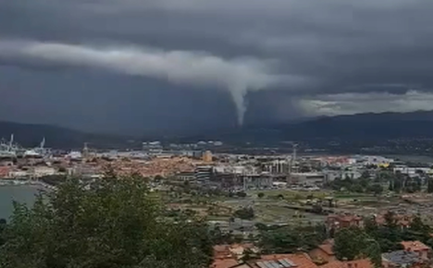 Nakon snijega, zamalo i tornado u Sloveniji? Pogledajte nevjerovatne prizore