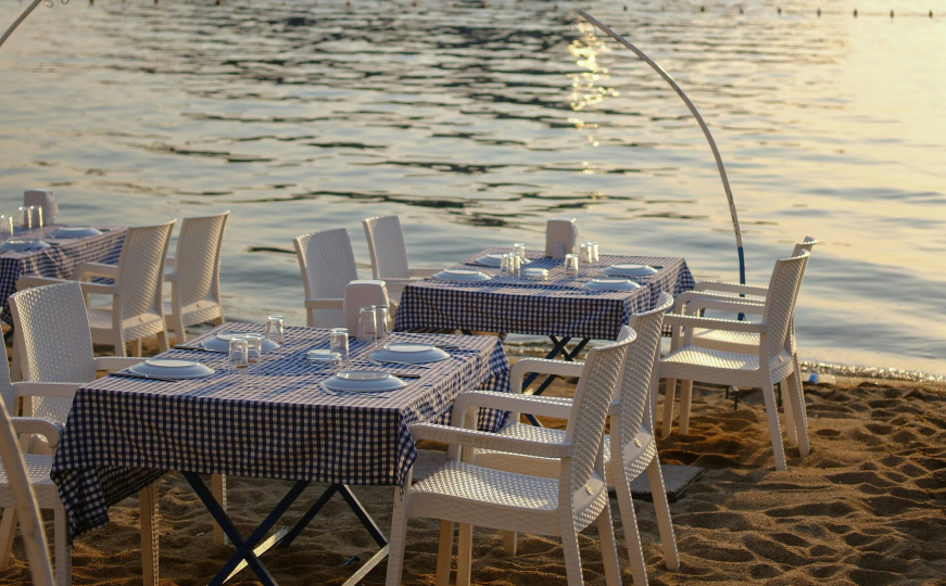 Turisti bijesni: Popularni restoran na otoku naplatio 1000 eura za tri jela