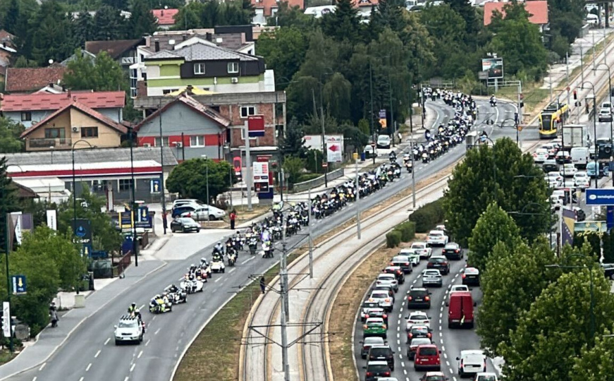 Za sjećanje i pravdu: Motomaratonci stigli u Sarajevo, oko 1500 učesnika stiže u Potočare