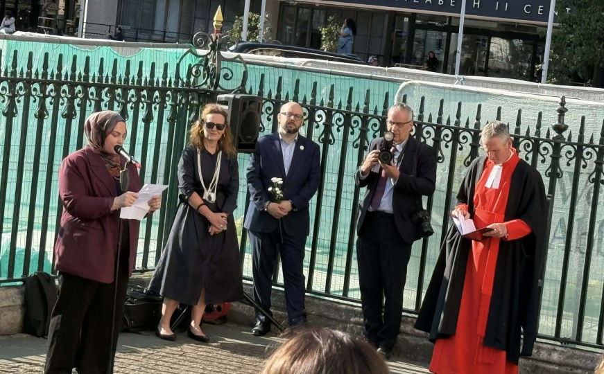 Srebrenica u srcu Britanije: 30. godišnjica genocida obilježena u Londonu