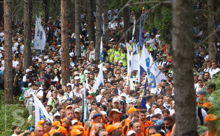 Oko 7.000 ljudi u hodu sjećanja: Pratite uživo dolazak učesnika Marša mira u Potočare