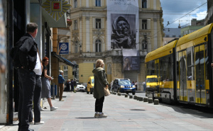 Oglasile se sirene u Sarajevu: Građani odali počast žrtvama genocida u Srebrenici
