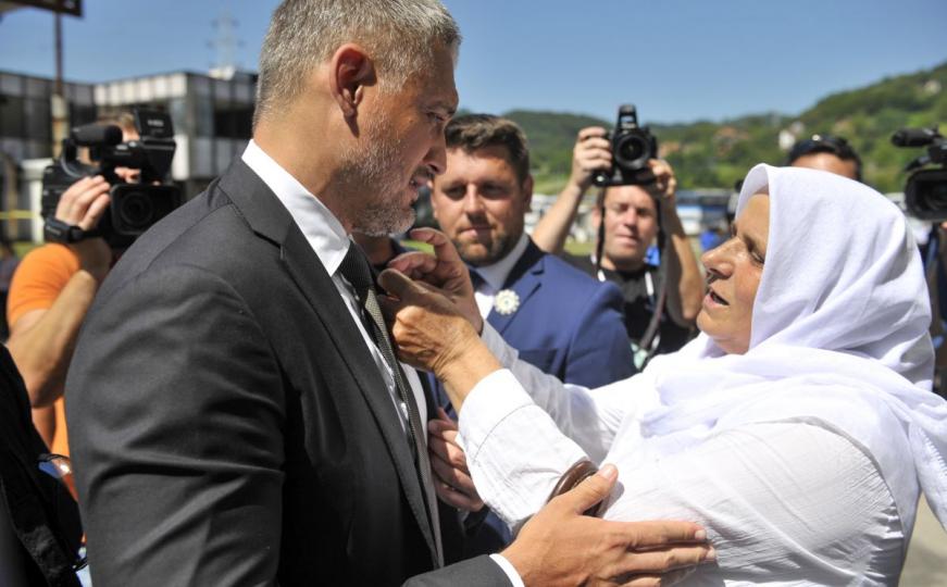 Čedomir Jovanović poslao snažnu poruku iz Srbije: "Srebrenica je naša sramota i grijeh"