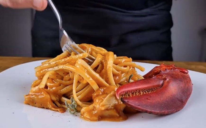 Turisti šokirani cijenom ručka od 1.805 KM, vlasnik restorana poručio: "Znali su šta naručuju"