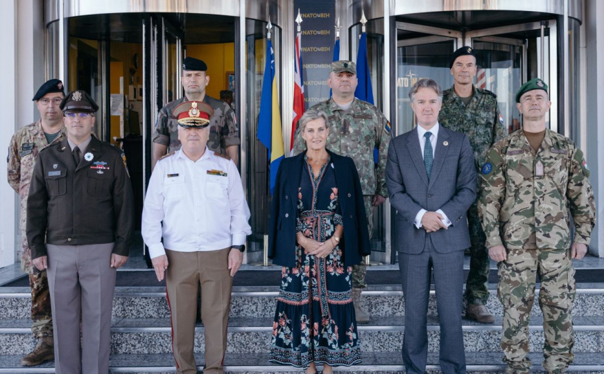 Predsjednica Slovenije i vojvotkinja od Edinburga posjetile bazu EUFOR-a u Sarajevu