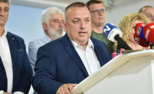 Burna sjednica SDS: Radulović imenovan za v.d. predsjednika, rasprava trajala 4 sata