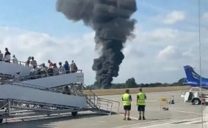 London: Srušio se privatni avion odmah nakon polijetanja, hitne službe na terenu