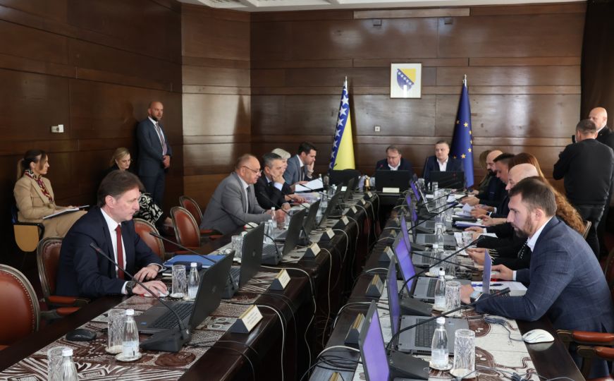 Vlada FBiH izdvojila više od 8,4 miliona KM finansijske pomoći za privatne poslodavce