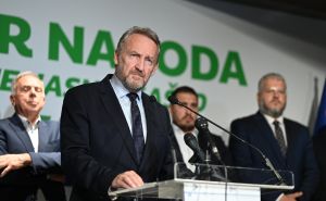 SDA prozvala Vladu FBiH: 'Najavljena su poskupljenja, povećajte ljudima penzije'