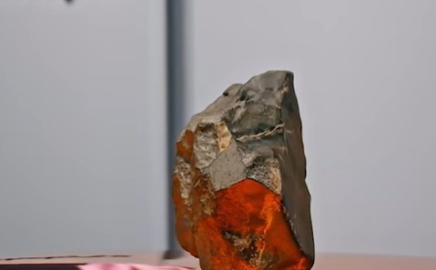 Nezamislivo rijedak: Najveći meteorit sa Marsa na Zemlji prodat za 4,3 miliona dolara