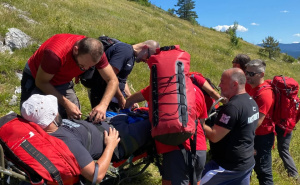 Brza reakcija GSS-a: Spasili paraglidera koji je doživio nesreću na Trebeviću