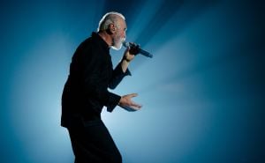 Dino Merlin započeo koncert u Splitu: Ova pjesma je otvorila noć koja će se dugo pamtiti