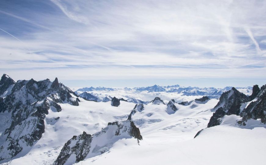 Nestali alpinisti pronađeni mrtvi: Pali s opasnog grebena ispod vrha Mont Blanca