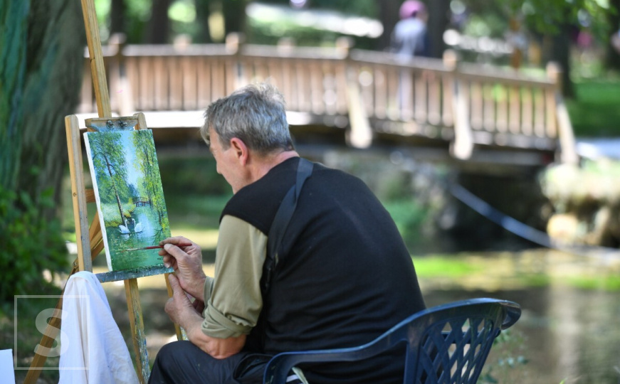 Vrelo Bosne kao inspiracija i ljubav: Prošetajte sa nama omiljenim sarajevskim izletištem