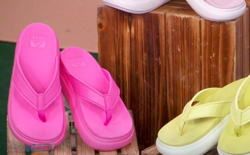 Sandale su svrgnute sa trona: Ova obuća je pravi ljetni hit, a nose je i ikone stila