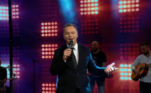 Muhamed Fazlagić Fazla donosi ljetni ritam: Poslušajte "Vino, so i med" i "Reci mu ko sam ja"