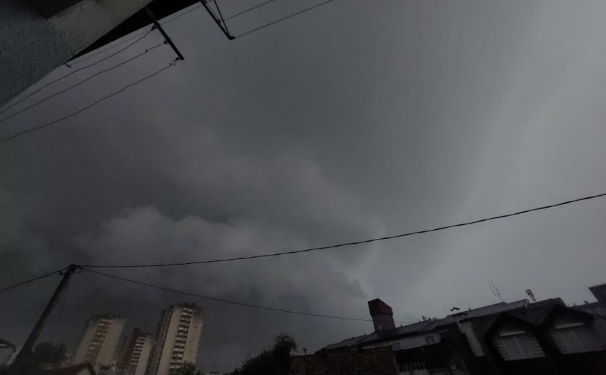 Stiže li nevrijeme u BiH? U Sloveniji očekuju superćelijske oluje, upozorenja izdata i u Hrvatskoj