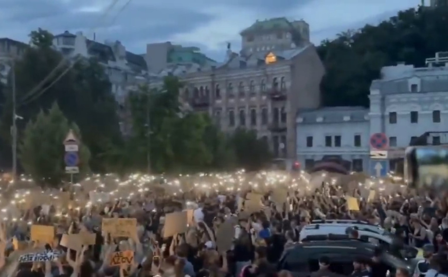 U Ukrajini izbili najveći protesti od početka rata: Stiglo upozorenje EU