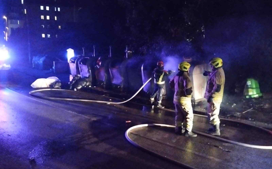 Sarajevski vatrogasci spriječili katastrofu: Neko bacio žar od nargile i zapalio kontejner