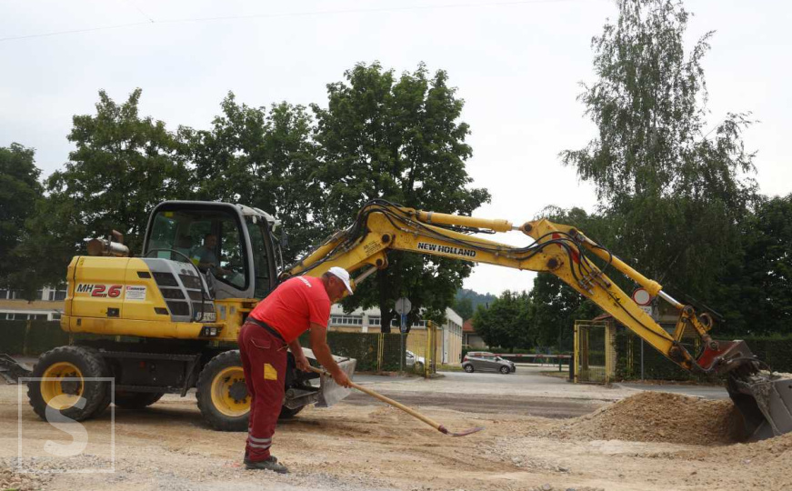 Objavljeni podaci za maj i juni: Prosječna neto plata u FBiH viša od 1.500 KM