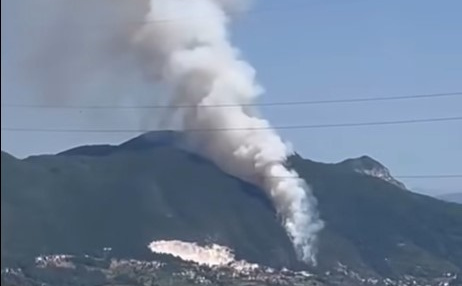 Požar bijesni iznad Prozor-Rame: Vjetar otežava gašenje vatre, stigao Air Tractor