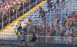Neredi na utakmici Novi Pazar - Jagiellonia: 1 navijač domaćih sam krenuo na cijelu tribinu
