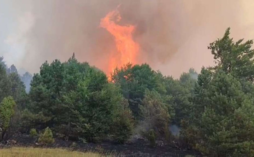 Požar u Prozor-Rami još uvijek aktivan: U gašenju učestvuju OS BiH
