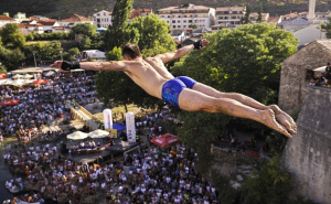 U nedjelju 459. skokovi sa Starog mosta: Povratak skakača iz Hrvatske