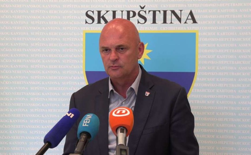 Ministarstvo HNK demantuje optužbe gradonačelnika Stoca o poništenju dozvole za građenje hrama