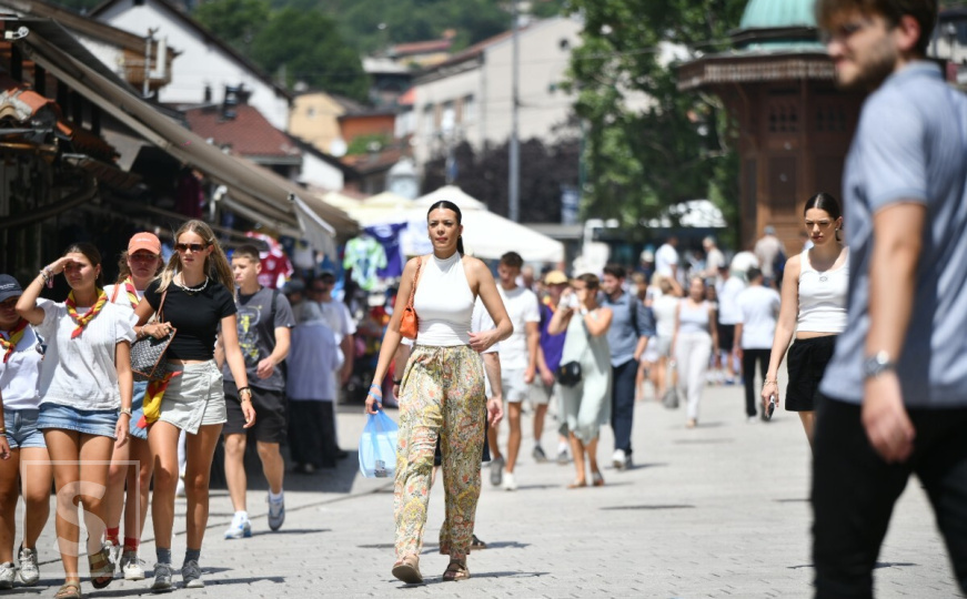 Crveno upozorenje na snazi u BiH, temperature 40+: Pogledajte koji je grad bio najtopliji u 14 sati