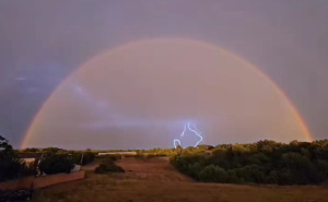 Nevjerovatan snimak nevremena iz Hrvatske: "Ovo nikad u životu vidjela nisam"