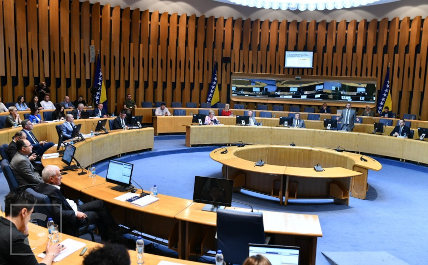 Dom naroda Parlamenta FBiH sutra o pravu porodilja na prisustvo pratnje tokom trajanja poroda