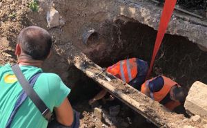 Oglasio se ViK: Zbog vanrednih popravki i problema na rezervoaru mogući prekidi u vodosnabdijevanju