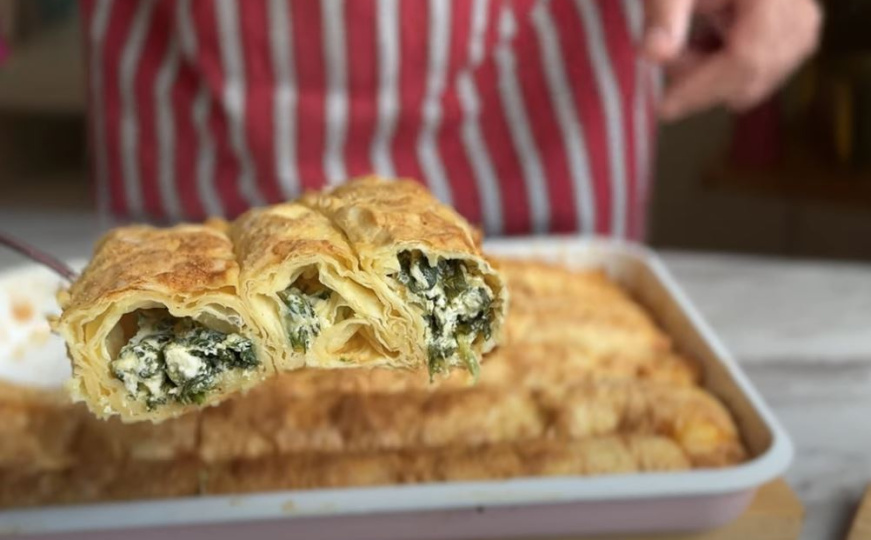 Najmekša i najsočnija zeljanica sa gotovim jufkama: Tajna je u ovom sastojku