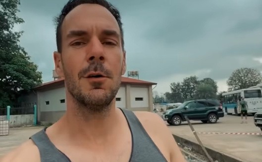 Robert Dacešin objavio novi video: "Ovo je sasvim sigurno najgori grad u kojem sam bio"