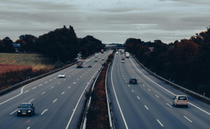 Ove stvari treba znati svaki vozač: Pogledajte šta je drugačije u prometu Njemačke i Austrije