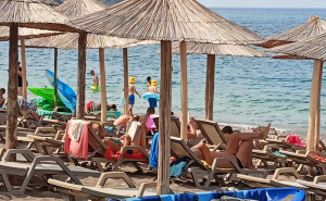Mamac za turiste: Jedna plaža u Crnoj Gori se izdvaja po pristupačnim cijenama, zabilježene gužve