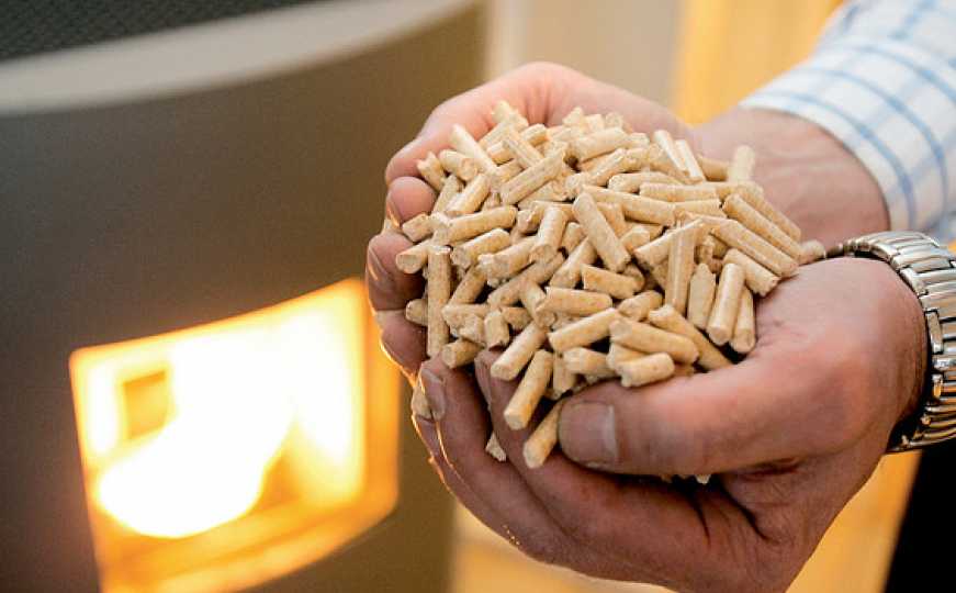 Koliko košta grijanje ove zime: Objavljene cijene peleta i drva u BiH, evo šta je skuplje