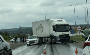 Teška saobraćajna nesreća kod Modriče: Poginula jedna osoba