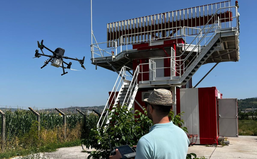 Revolucija u zračnoj plovidbi: BHANSA prva u regiji uvodi dronove u CNS mjerenja, evo šta to znači