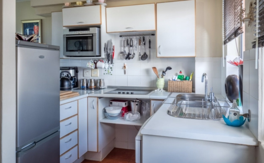 Tajni izvor neugodnog mirisa u kuhinji: Evo kako ga ukloniti prirodnim putem