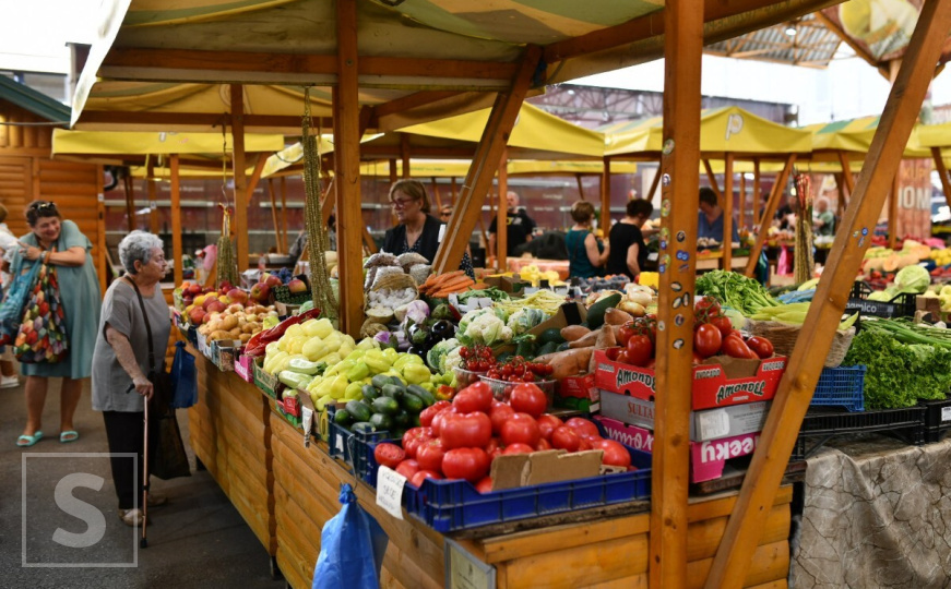 Plate porasle 15, potrošačka korpa 3.180 KM: Kako preživjeti pola mjeseca?