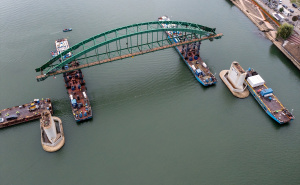 Velika promjena u Beogradu: Počelo rušenje Starog savskog mosta