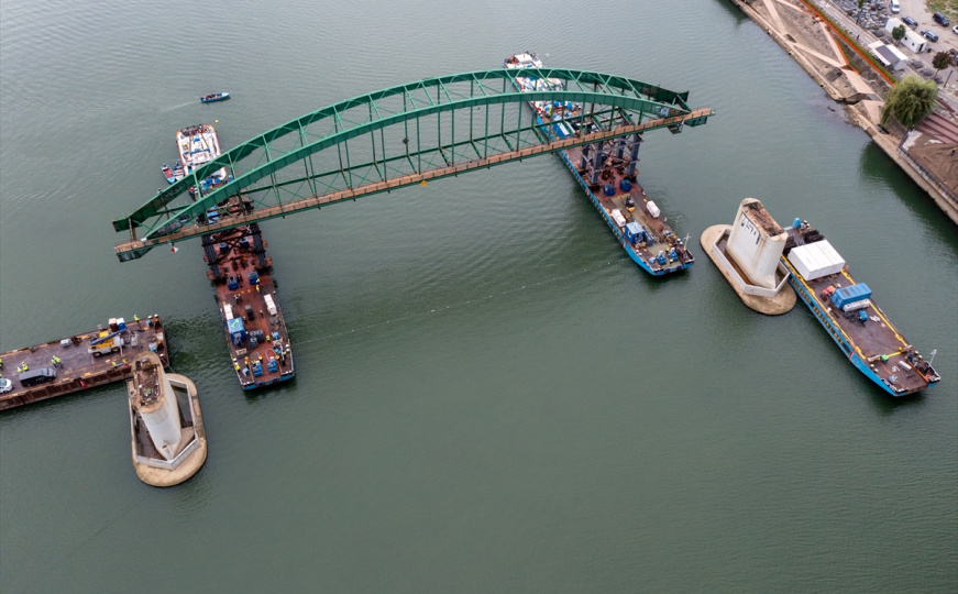 Velika promjena u Beogradu: Počelo rušenje Starog savskog mosta