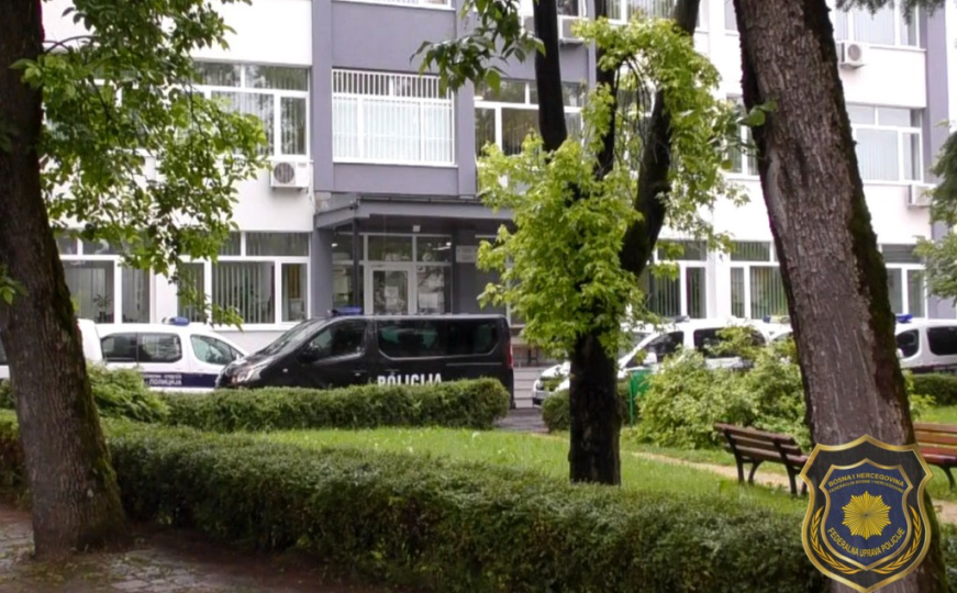 Uhapšeni u akciji "Kocka" ponovo u uniformi: Policajci se vratili na posao