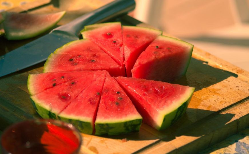 Ne bacajte koru od lubenice, možete je jesti: Donosimo dva jednostavna recepta