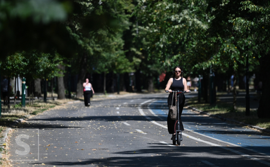 Besplatan parking u ulici Vilsonovo šetalište svake nedjelje do 30. septembra