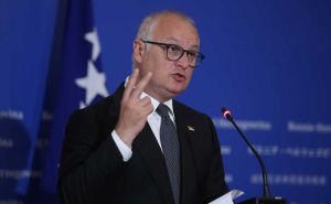 Goran Vesić hitno operisan: Primljen u bolnicu zbog bolova u trbuhu